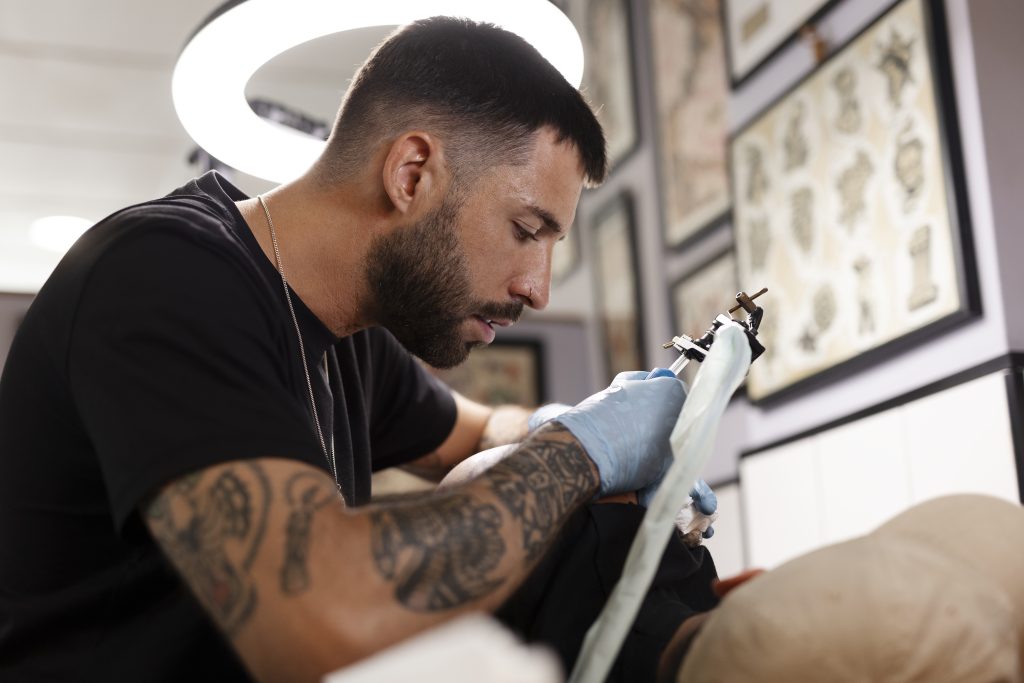 smp specialist tattooing head