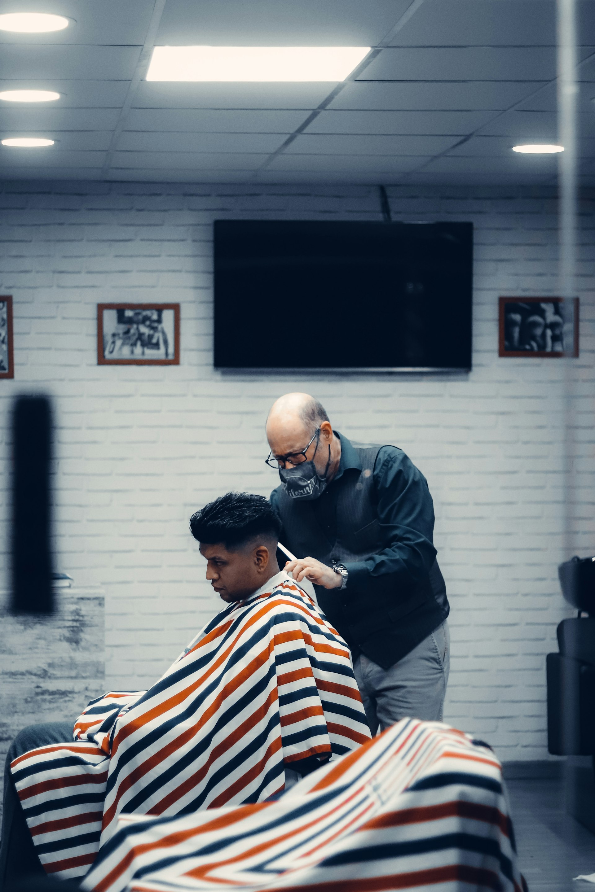 Hair unit specialist fitting